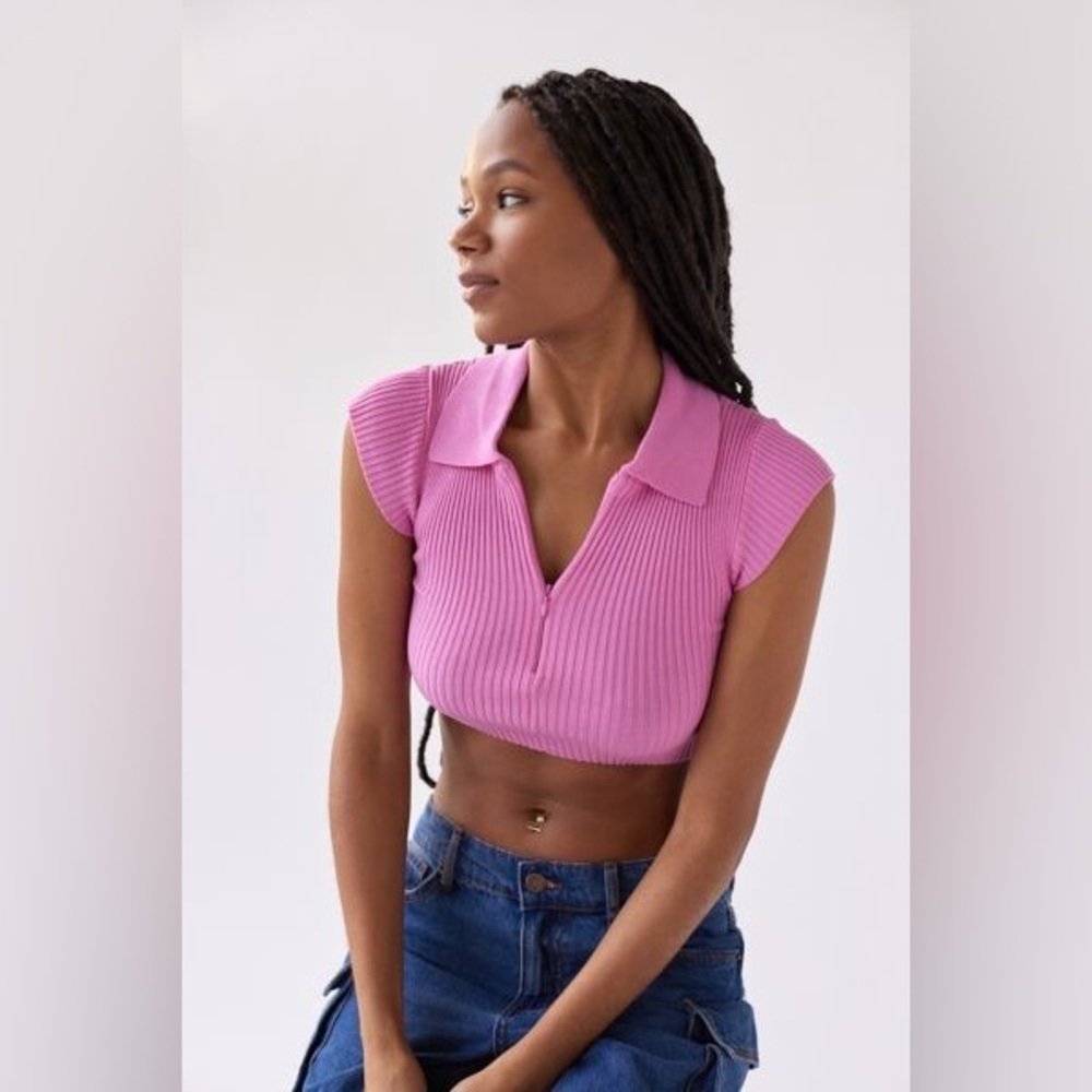 New with tags BDG Briar Zip-Up Polo crop top size L color pink , y2k style